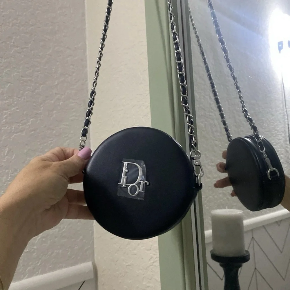 Dior Authentic beauty VIP black and silver long straps vanity beauty small bag - Picture 4 of 6